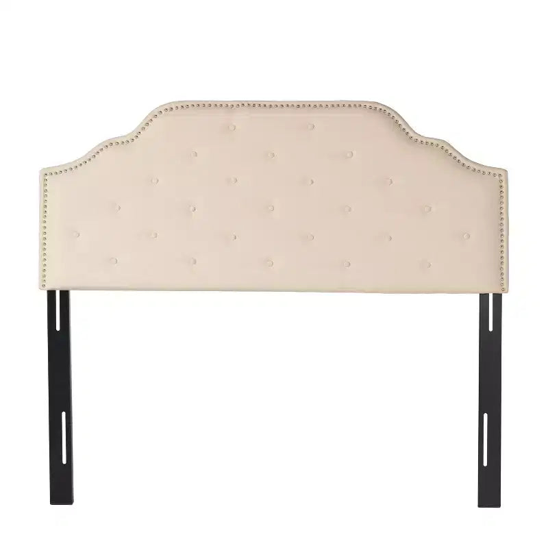 Tête de lit capitonnée Luella avec clous décoratifs – Grand lit/Très grand lit