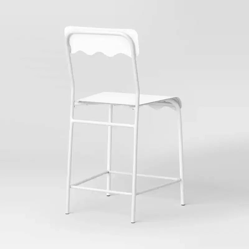 Tabouret de bar en métal ondulé de 24 po de hauteur de comptoir avec repose-pieds